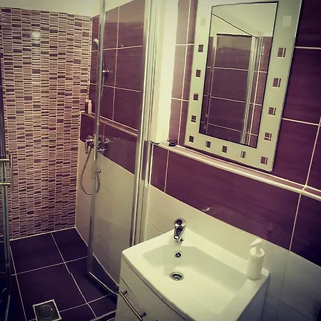 Ana Apartamento