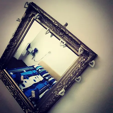 Ana *