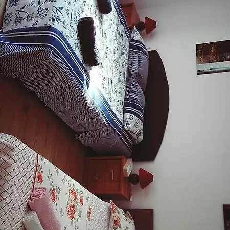 Ana